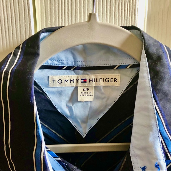 Tommy Hilfiger S/P blue stripes button up shirt chevron striped with collar - Picture 2 of 5